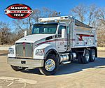 2025 Kenworth T880