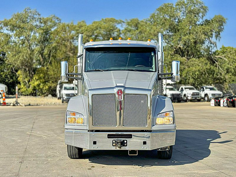 2022 Kenworth T880 For Sale | 40