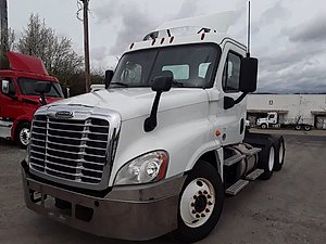 2018 Freightliner Cascadia 125