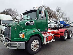 2020 WESTMOR INDUSTRIES, LLC 4700SB - Day Cab