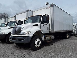 2019 International DuraStar 4300 - Box Van