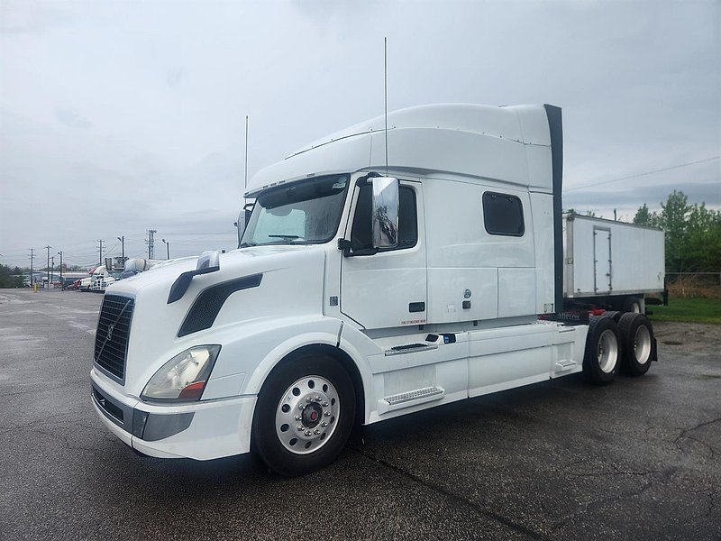 2017 Volvo VNL 730