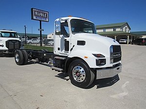 2026 Mack MD742