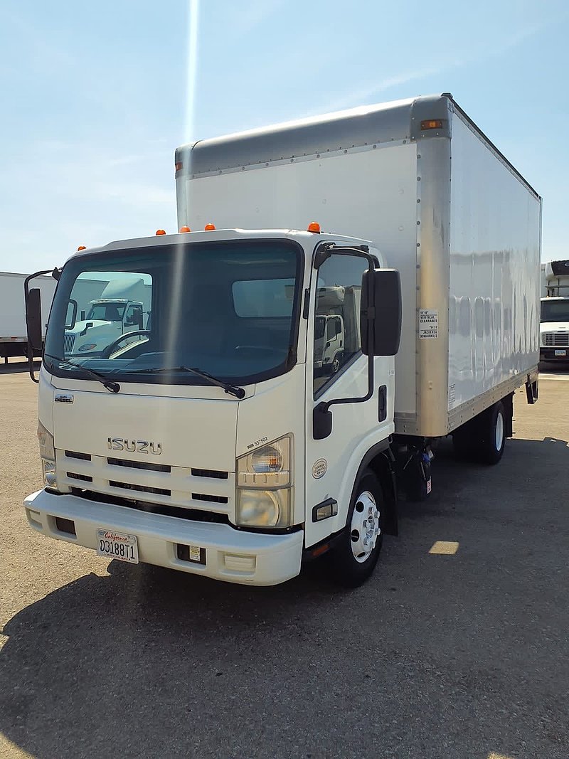 2015 Isuzu Box Trucks For Sale (New & Used)
