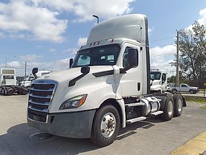 2020 Freightliner Cascadia