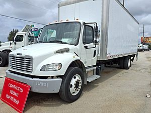 2018 Freightliner M2 106 - Box Van