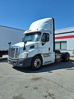 2019 Freightliner Cascadia 113