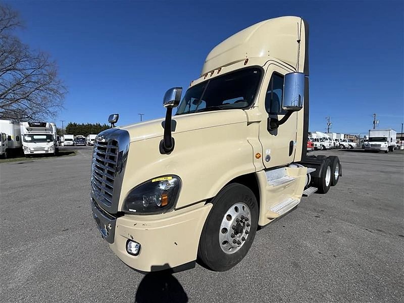 2019 Freightliner CASCADIA 125