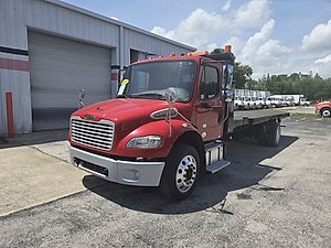 2018 Freightliner M2 106