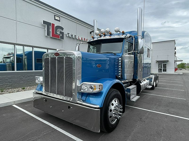 2022 Peterbilt 389 Price