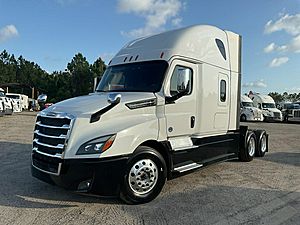2023 Freightliner Cascadia