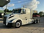 2020 Volvo VNL64T430