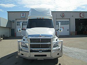 2022 International RH613 - Sleeper Truck