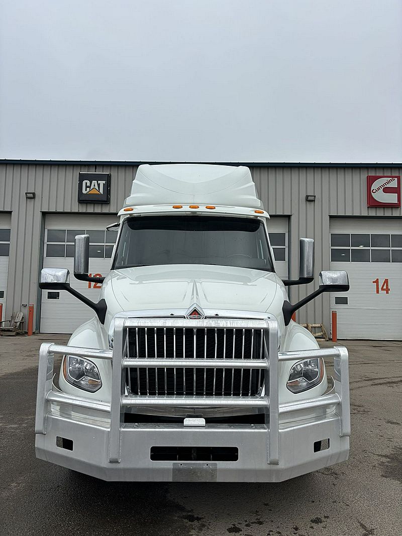 2020 International LT625