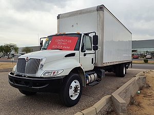 2018 International DuraStar 4300 - Box Van