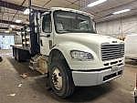 2018 Freightliner M2  26' FLATBED