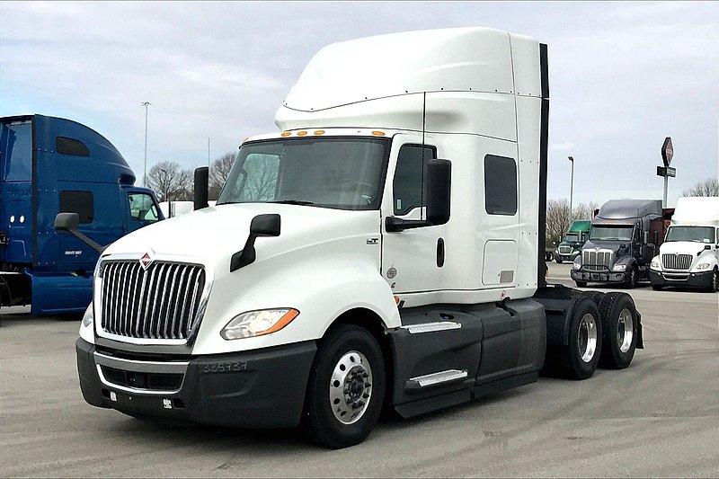 2022 International LT625