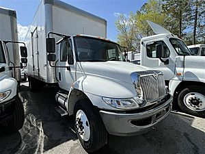 2019 International DuraStar 4300 - Box Van
