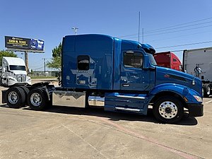 2022 Peterbilt 579