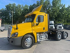 2018 Freightliner Cascadia - Day Cab