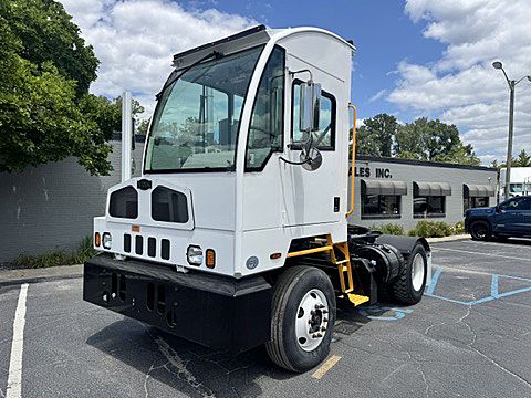 2015 Autocar ACTT42