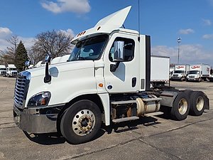 2018 Freightliner Cascadia 125 - Day Cab