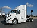 2020 Volvo VNR64T400