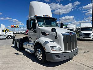 2019 Peterbilt 579 - Day Cab