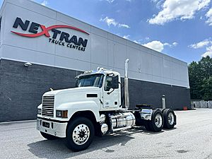 2020 Mack Pinnacle PI64T - Day Cab