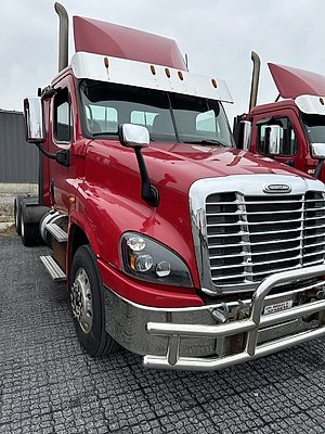 2017 Freightliner Cascadia 125