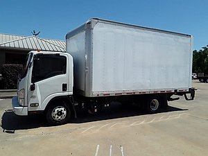 2018 Isuzu NPR HD