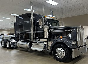 2026 Kenworth W900L