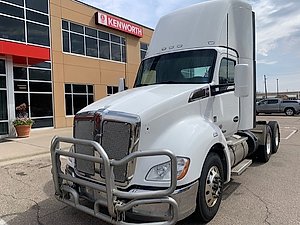 2020 Kenworth T680 - Day Cab
