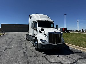2021 Peterbilt 579