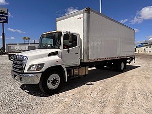 2020 Hino 268A - Day Cab