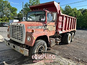 1973 Ford 9000 - Dump Truck