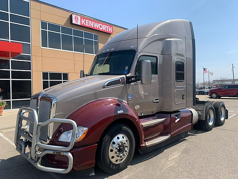 2022 Kenworth T680