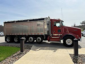 2014 Kenworth T800 - Dump Truck
