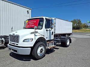 2018 Freightliner M2 106 - Cargo Van