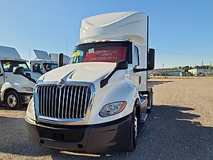 2020 International LT625