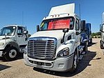 2020 Freightliner Cascadia 113