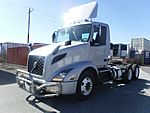2019 Volvo VNL64T-300