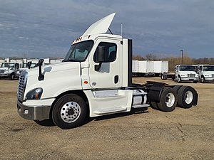 2018 Freightliner Cascadia 125 - Day Cab