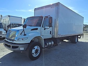 2018 International DuraStar 4300