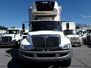 2019 International DuraStar 4300 - Refrigerated Van