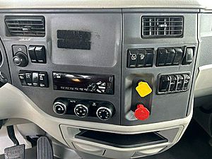 2021 Peterbilt 579