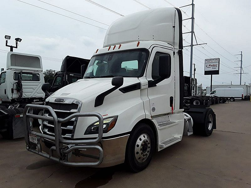 2019 Freightliner NEW CASCADIA 116