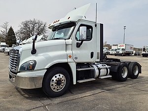 2018 Freightliner Cascadia 125 - Day Cab