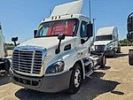 2020 Freightliner Cascadia 113