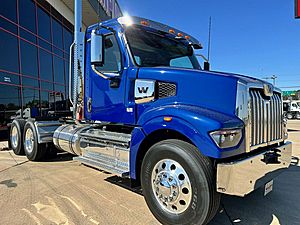 2026 Western Star 49X - Day Cab